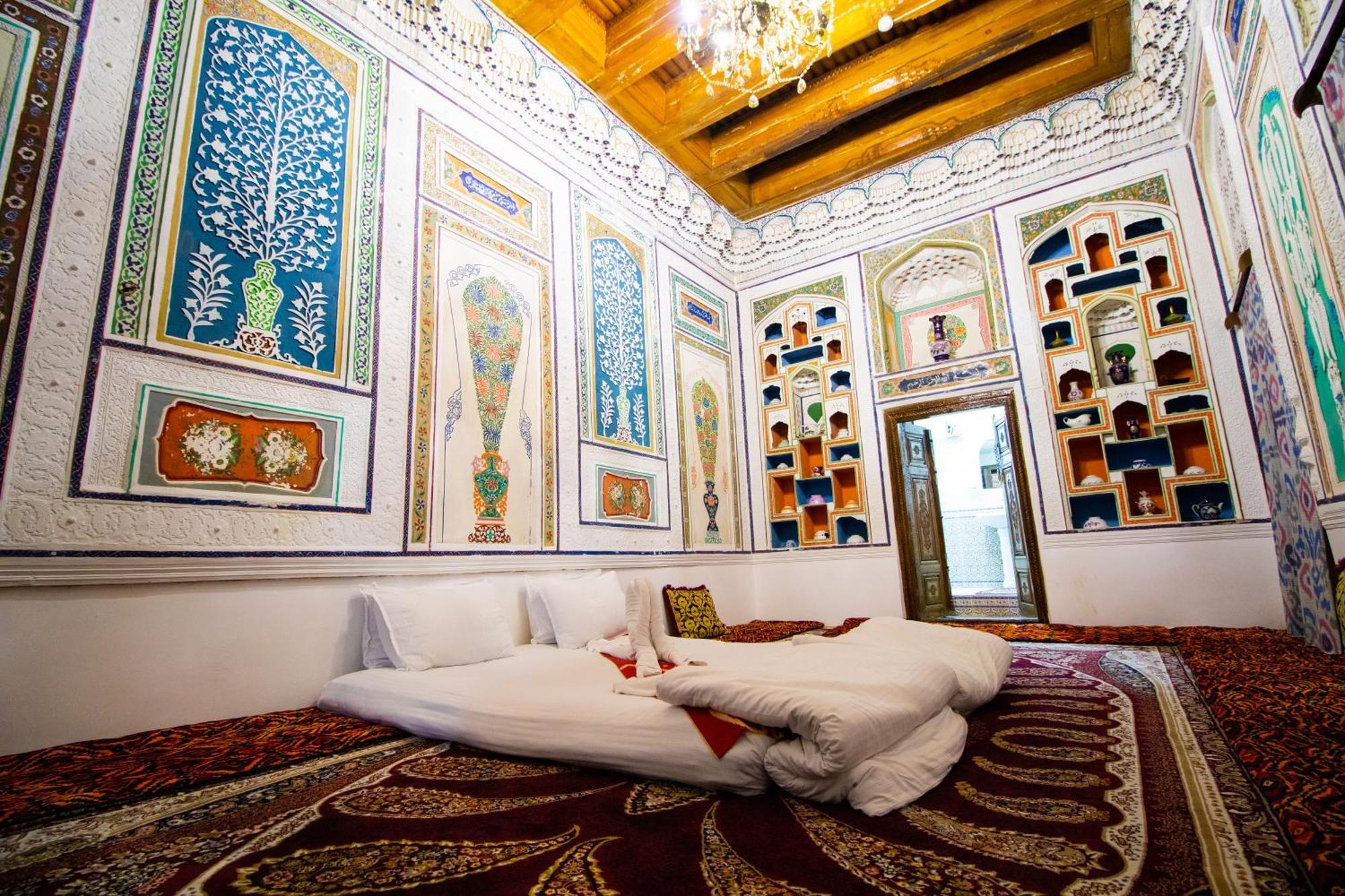 Zaringiz In Boutique Hotel Bukhara Exterior photo